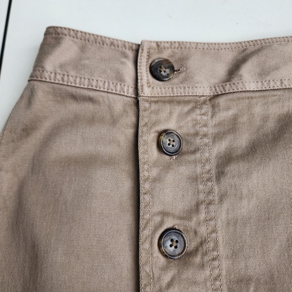 J Crew Short Skirt Womens Tan Khaki Button Front Closure Career Classic Pencil 2 - Picture 2 of 9